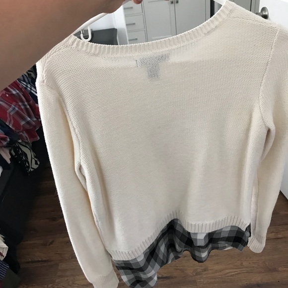 Sweater - Picture 3 of 3